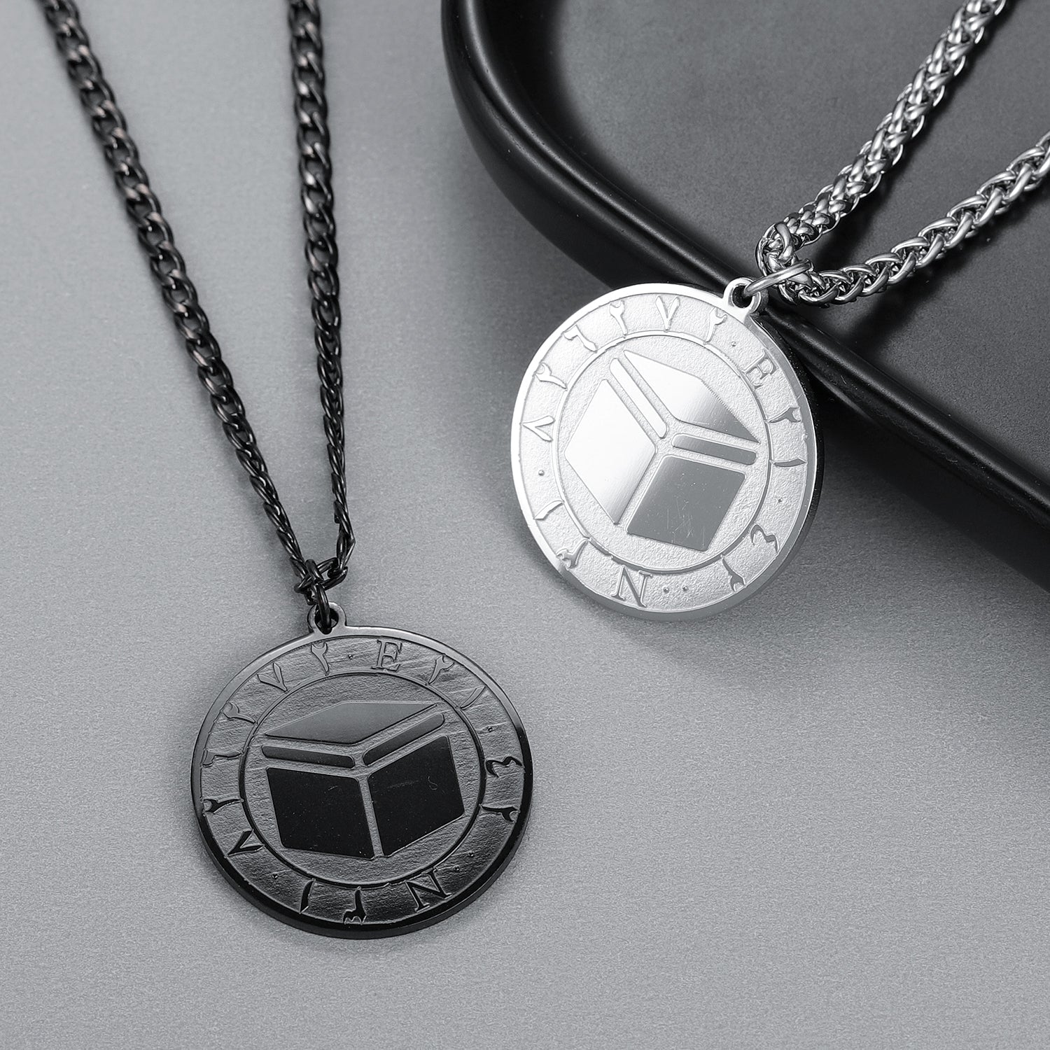 MEN'S KAABA NECKLACE