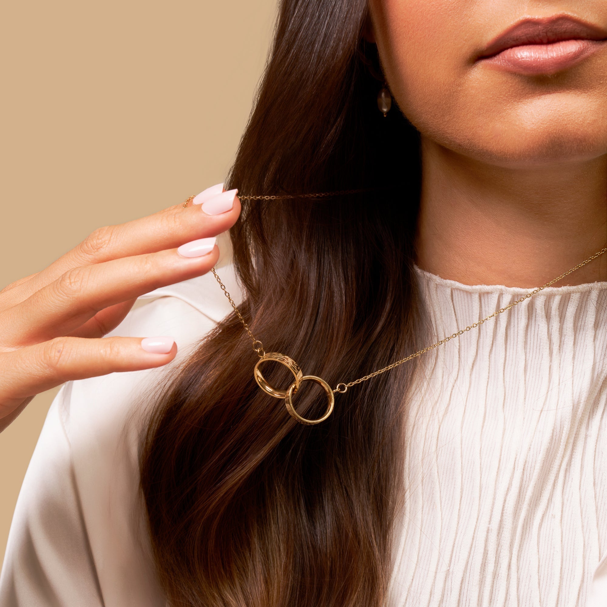 Interlocking Rings "Best Friends" Necklace